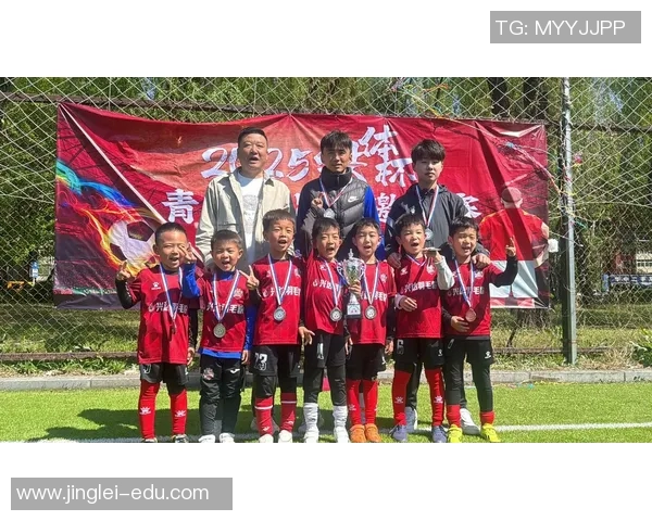 沈阳足球明星新冠事件引发的社会反响与体育界的应对措施分析